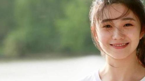 张艺谋电影中的两代女主角同框