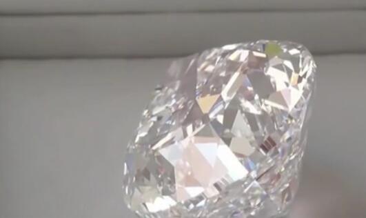 蘇富比將拍賣超100克拉無瑕鑽石 接受比特幣