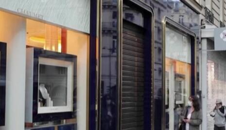 法国巴黎一珠宝店被抢 损失至少200万欧元