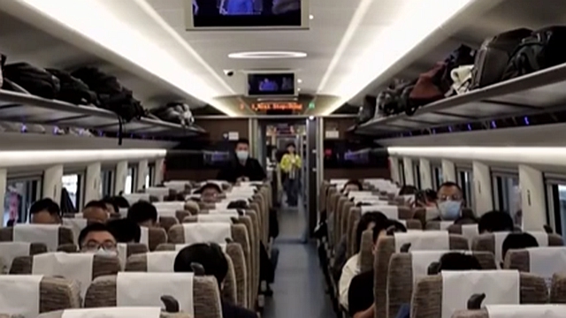 赣深高铁正式通车 首日上座率90%以上