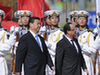 习近平主持仪式欢迎法国总统访华