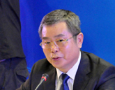 李扬先生主持论坛