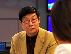 杜利民做客新华访谈