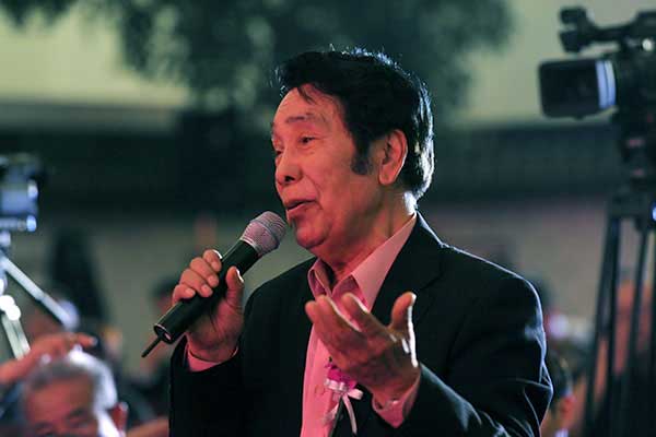 总政文工团著名歌唱家克里木现场发言