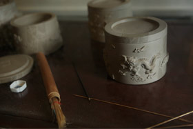 【新华图视】玩虫时节