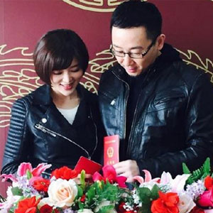 胡蝶生子 陆川升级当爹报喜