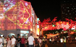 春节临近 唐人街举行亮灯仪式