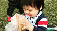 看著林志穎雙胞胎兒子吃面包 都要被萌化了