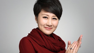 感动！凯丽与唱吧上千用户&ldquo;同台&rdquo;演绎《渴望》，回眸90年代的爱情