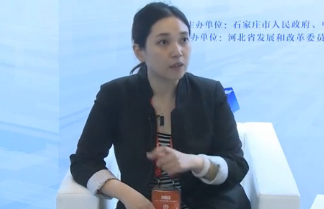 意娜：数字经济改变思维方式