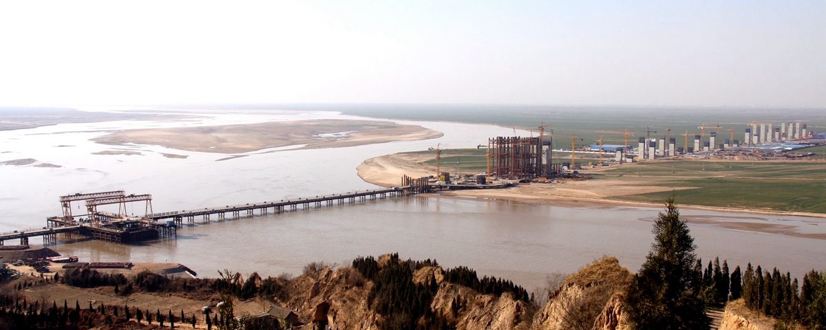 新华VR带您走近桃花峪黄河大桥展馆