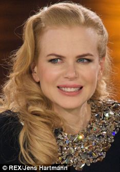 2008: Gives birth to daughter Sunday Rose