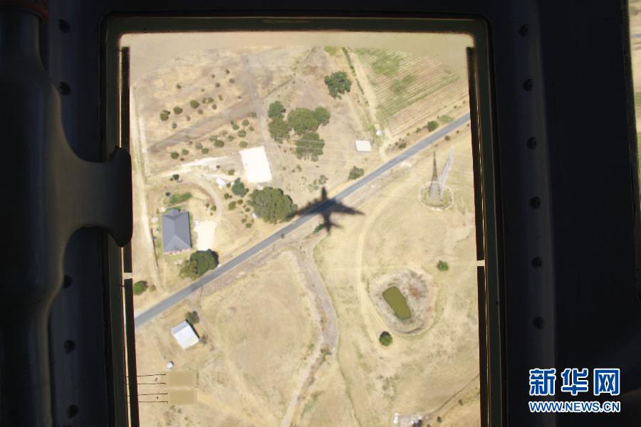 （搜寻马航370航班&middot;图文互动）（4）中国空军克服不利因素全力搜寻马航失联客机 