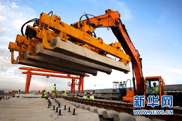 （国际）（3）海外首次采用&ldquo;中国标准&rdquo;的电气化铁路全面铺轨
