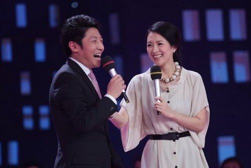 章子怡撒贝宁疑分手 章母：两人差距太大