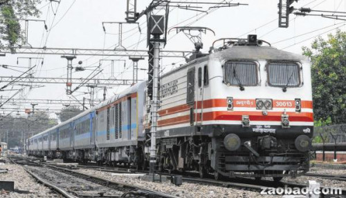 印度新火车通过测试时速160公里创该国纪录（图）