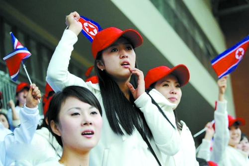 朝鲜时隔九年再派啦啦队赴韩 个个年轻貌美