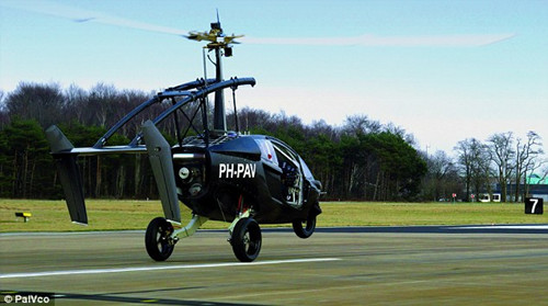 全球首款飞行摩托车问世最高时速达180公里（图）