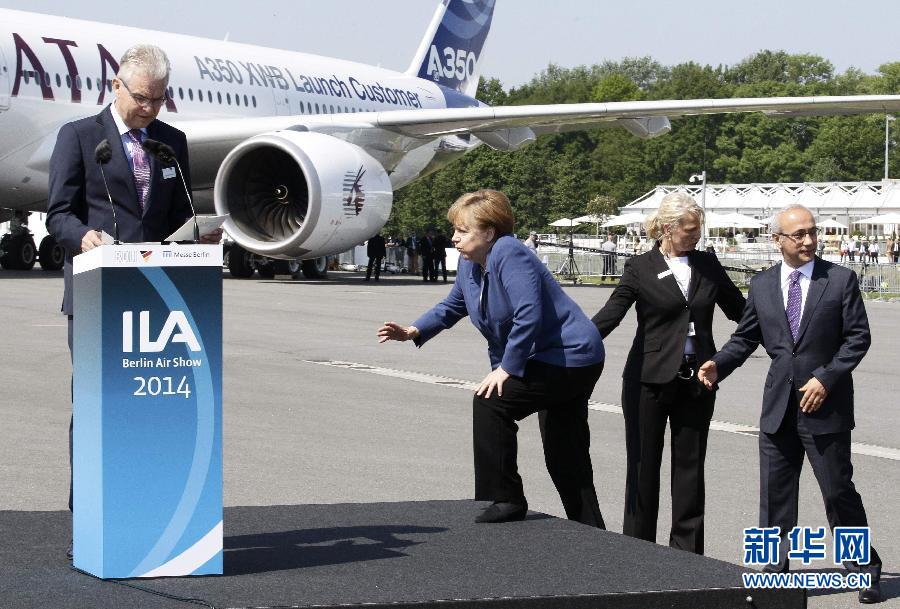 （国际&middot;人物天下）（10）德国总理默克尔：从&ldquo;小姑娘&rdquo;到&ldquo;铁娘子&rdquo;