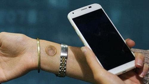 看看余文乐这些深度纹身患者他们的8大“美式刺青”让人合不拢腿！