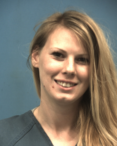 美国女子偷盗4美元酒仅为入狱见男友一面（图）