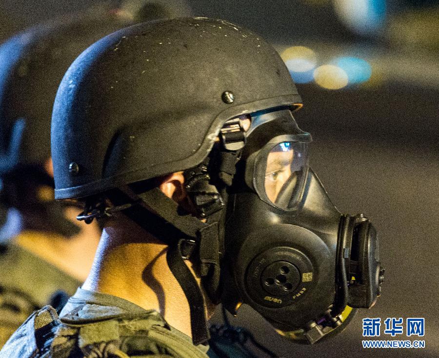 （国际）（5）弗格森民众的怒火&mdash;&mdash;目击美国弗格森地区街头抗议示威 