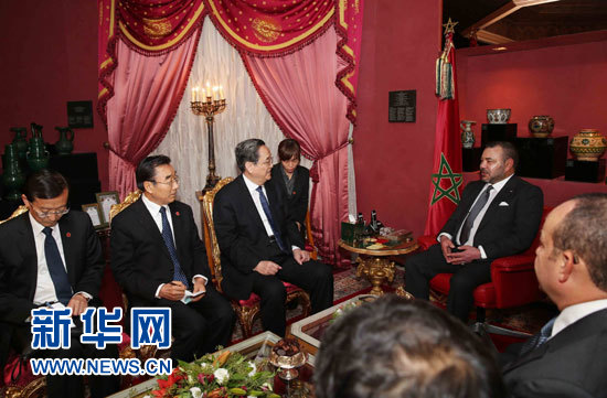 11月4日,中国全国政协主席俞正声在非斯会见摩洛哥国王穆罕默德六世。 新华社记者 刘卫兵 摄 11月4日,中国全国政协主席俞正声在非斯会见摩洛哥国王穆罕默德六世。 新华社记者 刘卫兵 摄