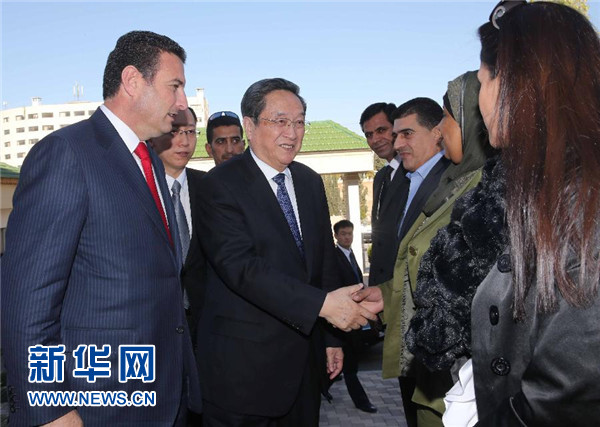 11月9日,正在约旦进行正式友好访问的全国政协主席俞正声在安曼会见约旦众议院代议长萨法迪。 新华社记者 刘卫兵 摄 11月9日,正在约旦进行正式友好访问的全国政协主席俞正声在安曼会见约旦众议院代议长萨法迪。 新华社记者 刘卫兵 摄