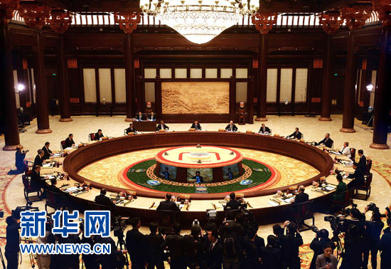 11月11日，亚太经合组织第二十二次领导人非正式会议第一阶段会议开始举行，中国国家主席习近平主持会议并致开幕辞。 新华社记者 李涛 摄