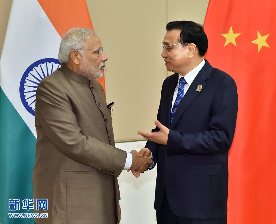 11月13日,中国国务院总理李克强在缅甸内比都会见印度总理莫迪。 新华社记者 李涛 摄 11月13日,中国国务院总理李克强在缅甸内比都会见印度总理莫迪。 新华社记者 李涛 摄