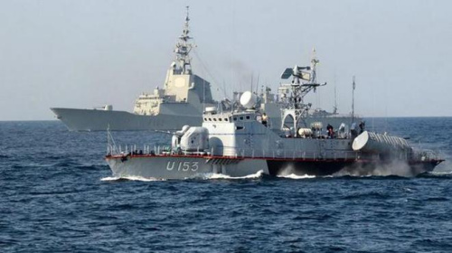 美国驱逐舰与乌克兰护卫舰在黑海举行联合演习