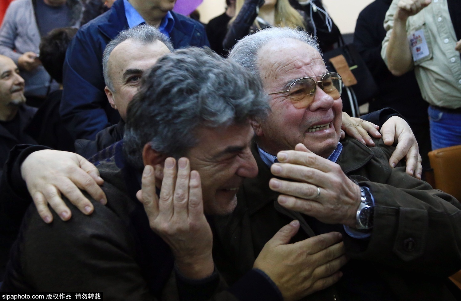 希腊激进左翼联盟大选获胜 齐普拉斯发表胜利演说