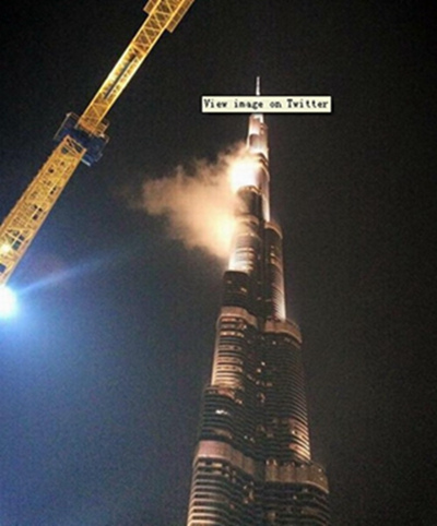 迪拜哈利法塔冒烟照惊现网络引发火灾猜疑（图）