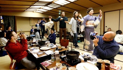 日本箱根推出&ldquo;艺妓套餐&rdquo;借传统文化揽客（图）