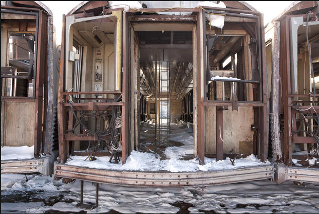 美纽约废弃地铁最终归宿：海葬大西洋变身人工礁