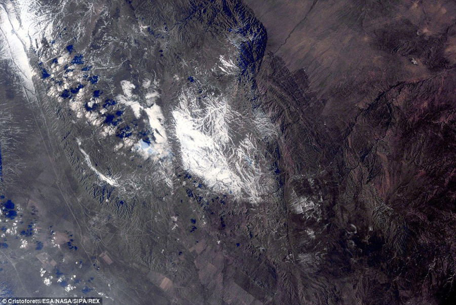 国际空间站公布地球绝美景观 令人叹为观止