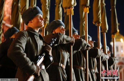 捷克总统：不应忽视莫斯科胜利日庆祝活动