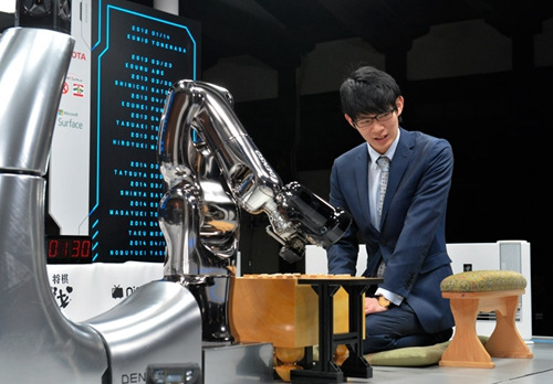 日本举行人机将棋大赛首战电脑不敌人脑（图）