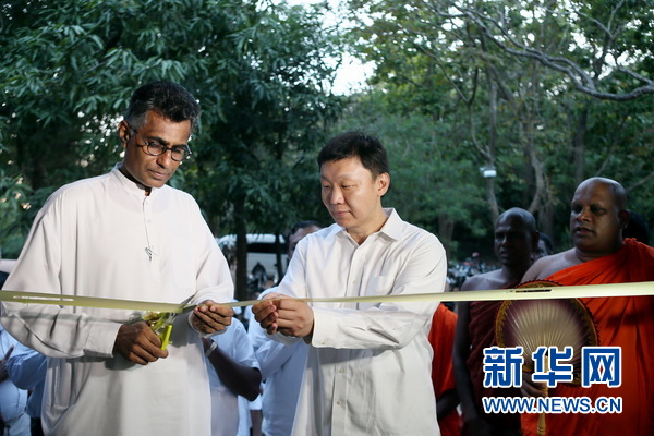 J9九游会登录入口首页中国公司捐赠点亮斯里|韩国娱乐圈qvod|兰卡千年古寺