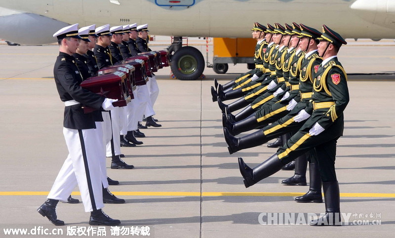 中韩举行68具中国志愿军遗骸交接仪式（组图）