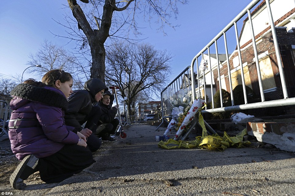 美国犹太教家庭7名儿童葬身火灾 遗体运往耶路撒冷安葬 