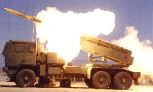 资料图:美国M270多管火箭炮HIMARS