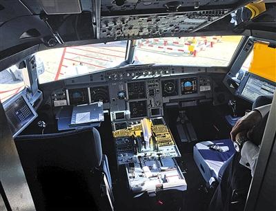 全球多家航空公司改革 禁止飞行员&ldquo;单飞&rdquo; 