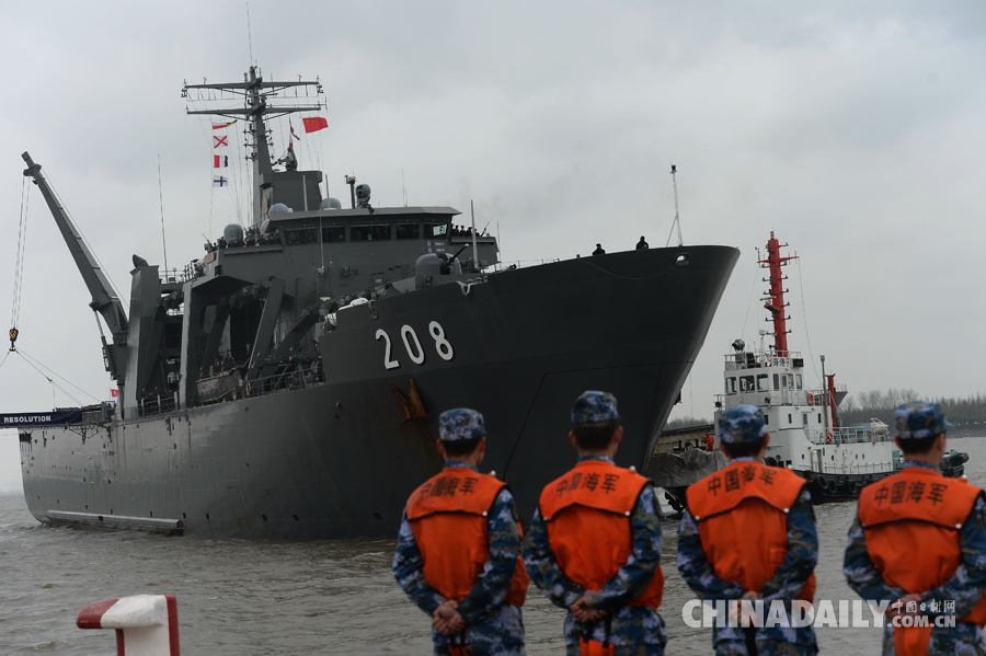 新加坡海军&ldquo;坚决&rdquo;号登陆舰首访上海（组图）