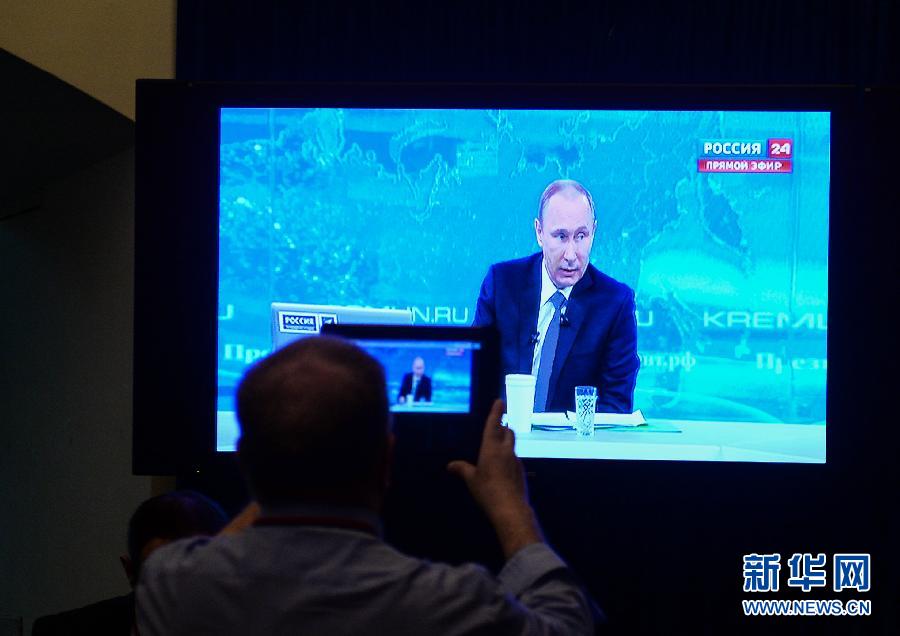 （国际）（2）俄罗斯总统普京与民众连线交流