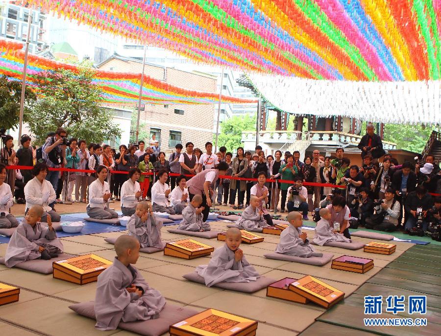 （国际）（1）韩国曹溪寺举行童子僧剃度仪式