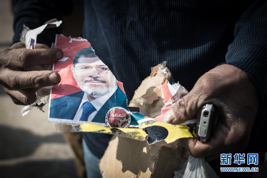 （XHDW）埃及前总统穆尔西因越狱罪被判处死刑