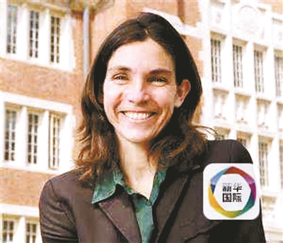 向安倍发联名公开信行动的发起人亚历克西&middot;杜登