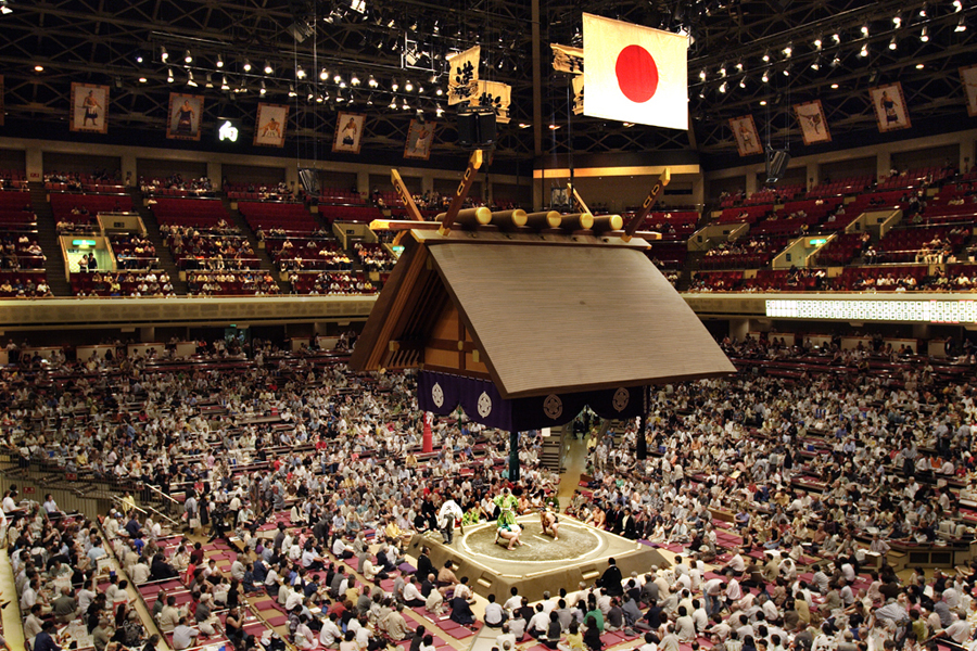 意大利摄影师拍日本相扑&ldquo;优雅巨人&rdquo;