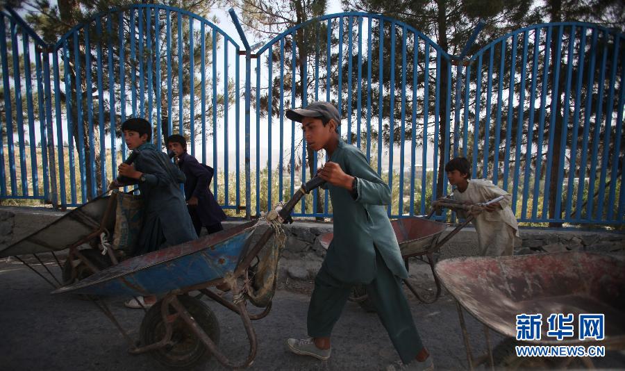 （国际&middot;编辑连线）（3）世界无童工日：把童年还给孩子